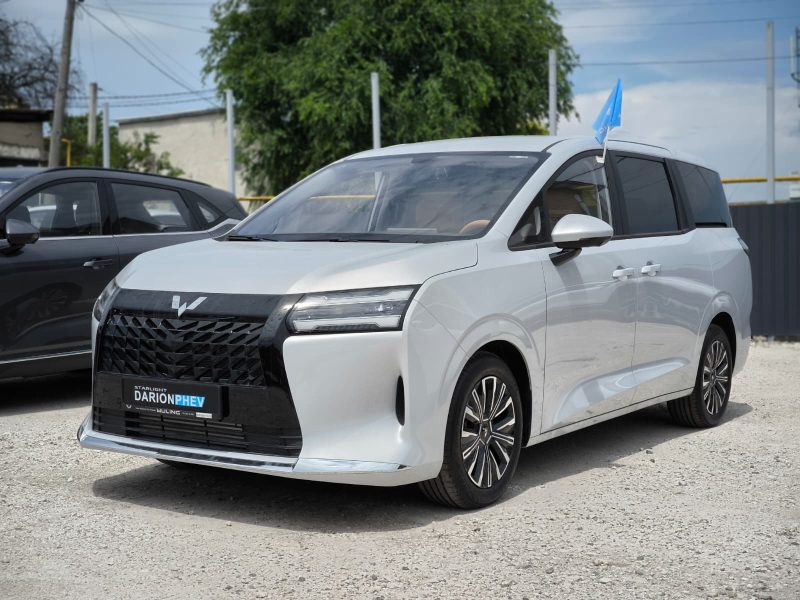 Wuling Darion