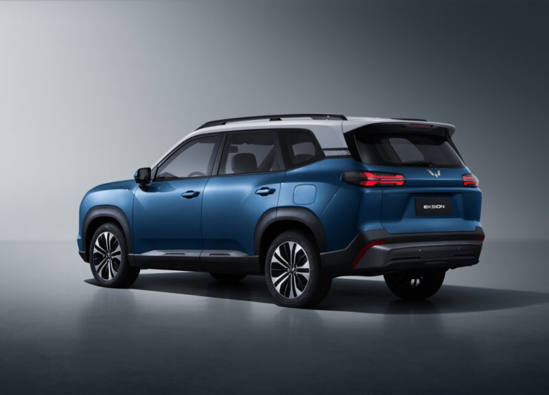 Wuling Eksion